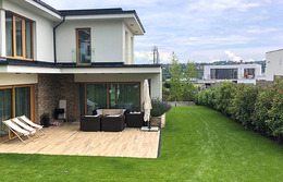 Modern kert III. kerületben